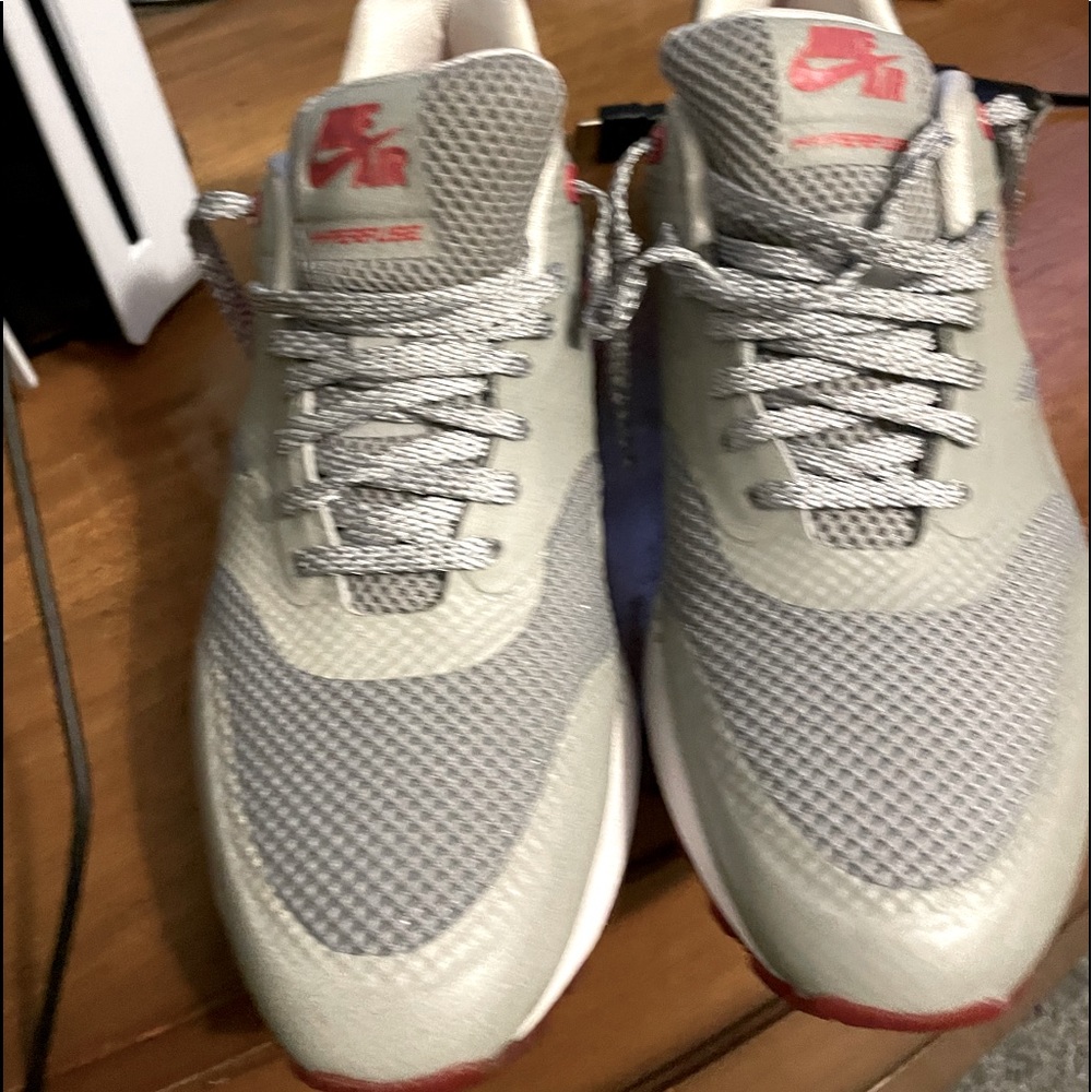 Women’s airmax 1 size 9.5